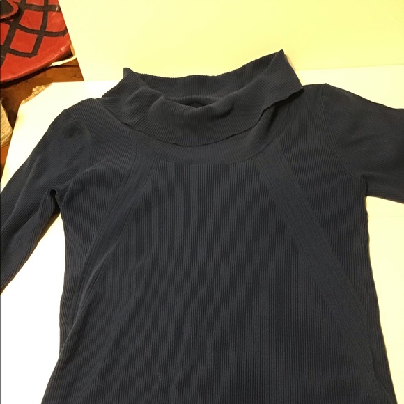 Women’s Cowal Neck Sweater - Picture 3 of 3